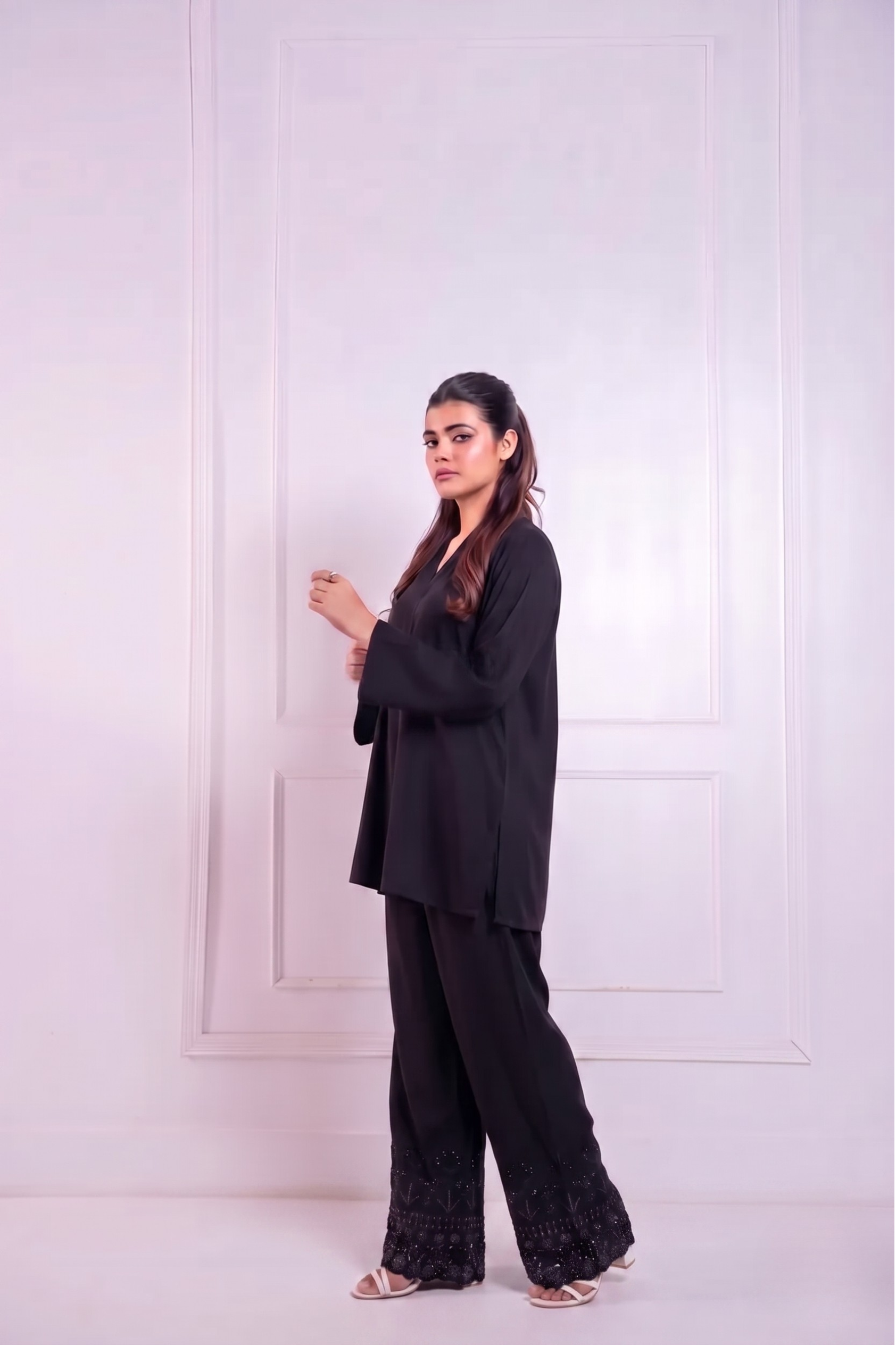 Parul Sequin Pants - Black